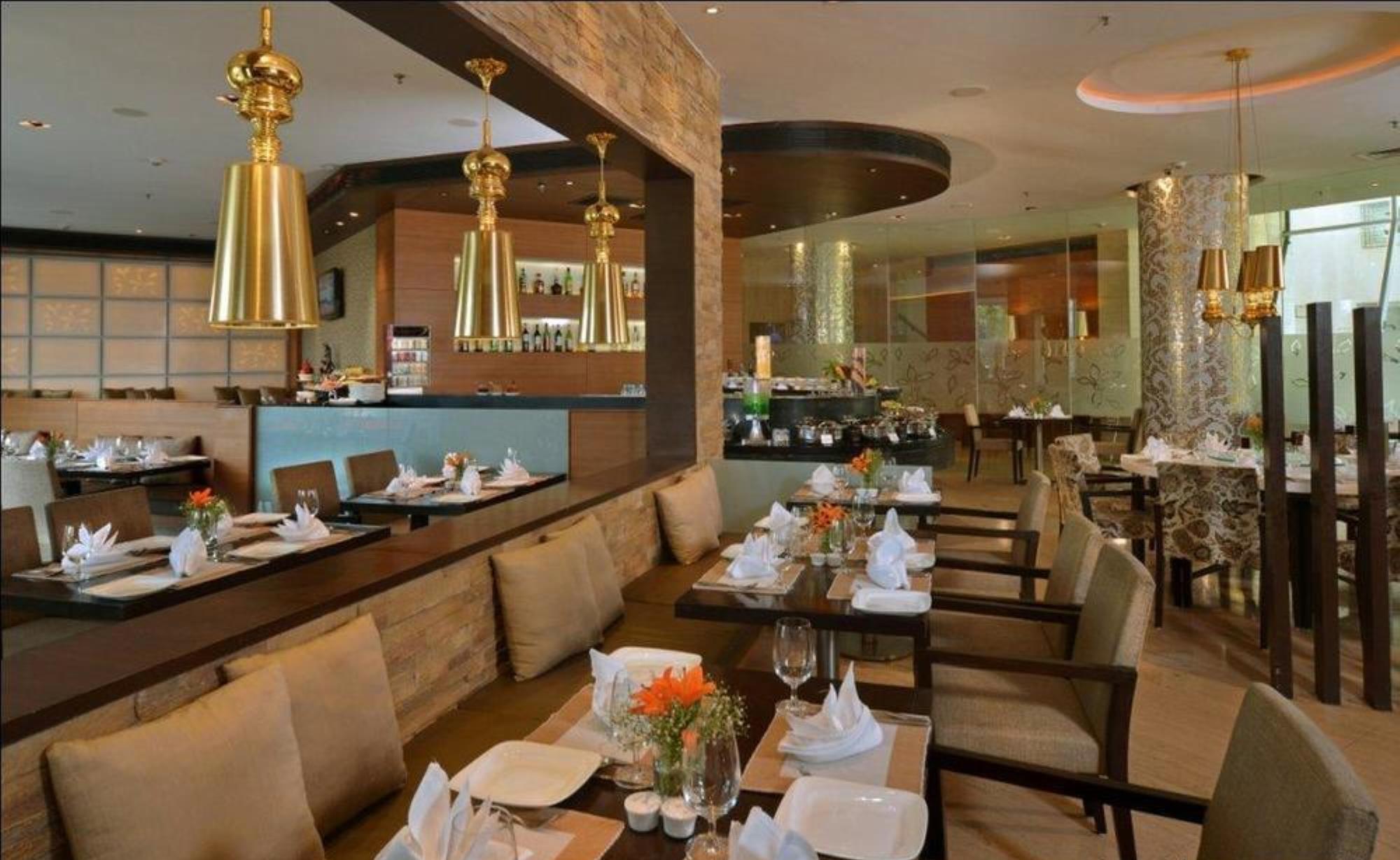 Majestic Court Sarovar Portico Navi Mumbai Extérieur photo